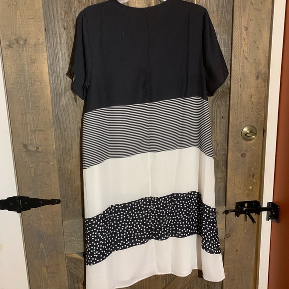 Black and white shirt dress - Picture 5 of 5